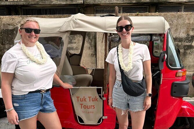 Tuk Tuk Private City Tour in Colombo - All-inclusive - A Closer Look at the Experience