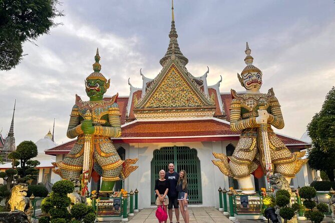 Tuk-tuk tour Bangkok by Night with Chinatown meal and hotel transfers - FAQ
