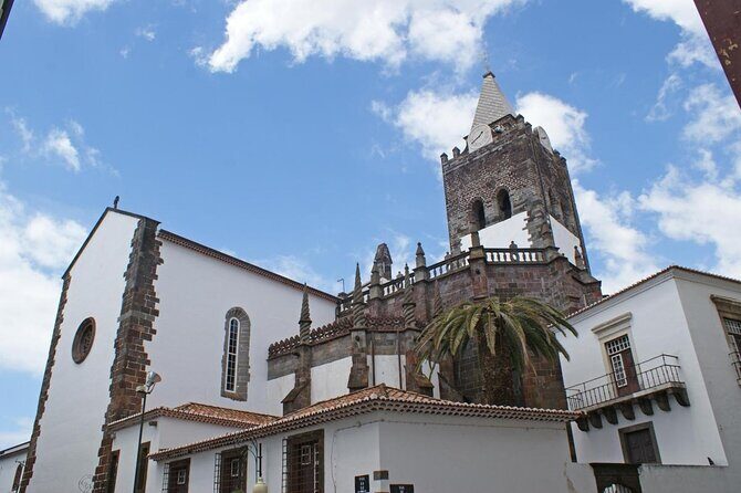 Tuk Tuk tour in Funchal - Exploring Funchal in a Tuk-Tuk: A Detailed Review