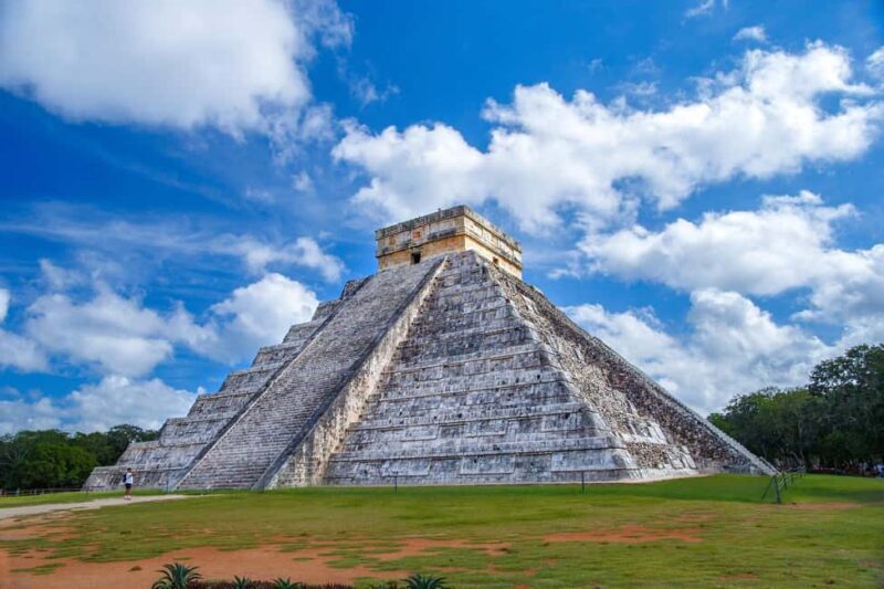 Tulum: Chichen Itza Guided Tour with Hotel Pick-up Included - FAQ