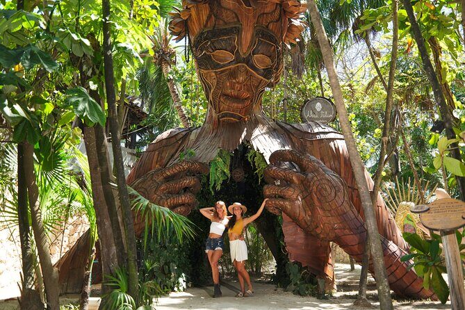 Tulum Photoshoot - Escultura Ven a la Luz and Beach Photographer - Key Points