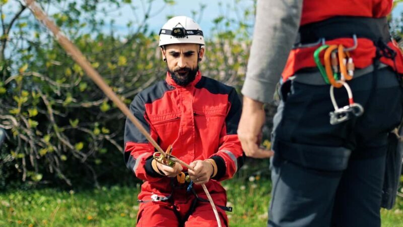 TUNNEL ABSEILING PLUS tour the underground - Discovering the Underground Fortress