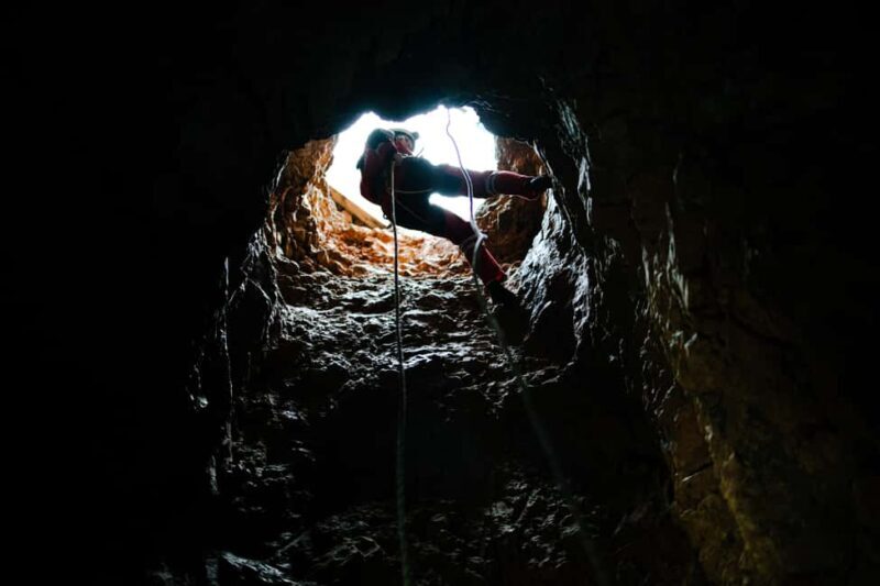 TUNNEL ABSEILING PLUS tour the underground - In The Sum Up