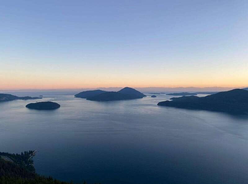 Tunnel Bluffs Hiking Day Trip- Vancouver - First Impressions: What Makes This Tour Stand Out