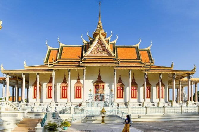 Tuol Sleng Museum and Russian Market Half-day Tour - Final Thoughts: Who is This Tour For?