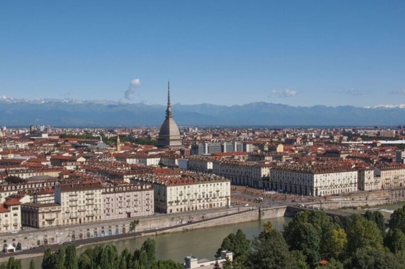 Turin: Private custom tour with a local guide - Key Points