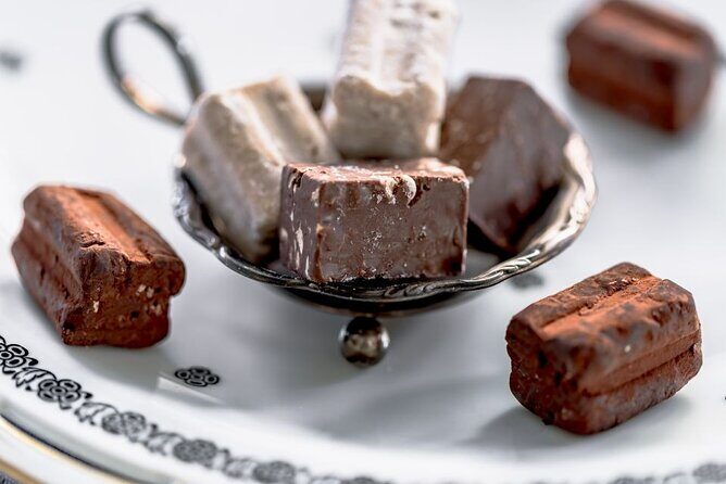 Turin: Private Walking Tour and Royal Snack - FAQ