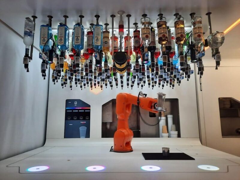 Turin: Robotic Aperitivo Experience with 1 Drink - Who Will Enjoy This?
