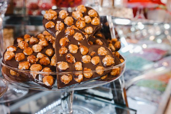 Turin Sweet & Chocolate Walking Food Tour by Do Eat Better - The Itinerary in Detail: What to Expect