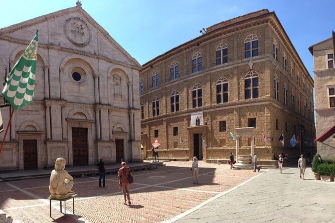 Tuscan Marvels Unveiled: Private Tour from Rome to Tuscany - Who Would Love This Tour?