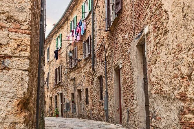 Tuscany countryside from Livorno: Private Volterra, San Gimignano & Wine Tasting - Who Is This Tour Best For?