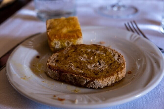 Tuscany Half day biking with oil producer, Chianti wine and food - An Overview of the Experience