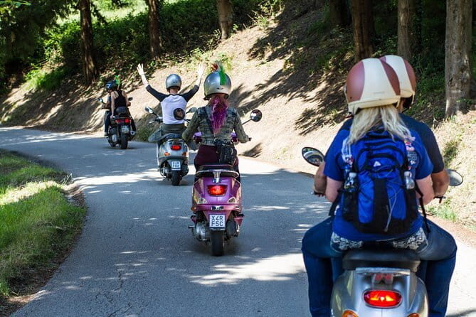 Tuscany Vespa Tour: Lunch & Wine Tasting, Countryside Roads - FAQs