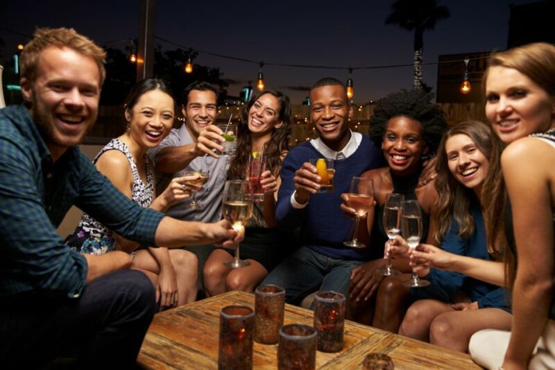 Twilight Athens Tour inc. rooftops, tastings & 3 drinks - Exploring the Nightlife and Local Culture