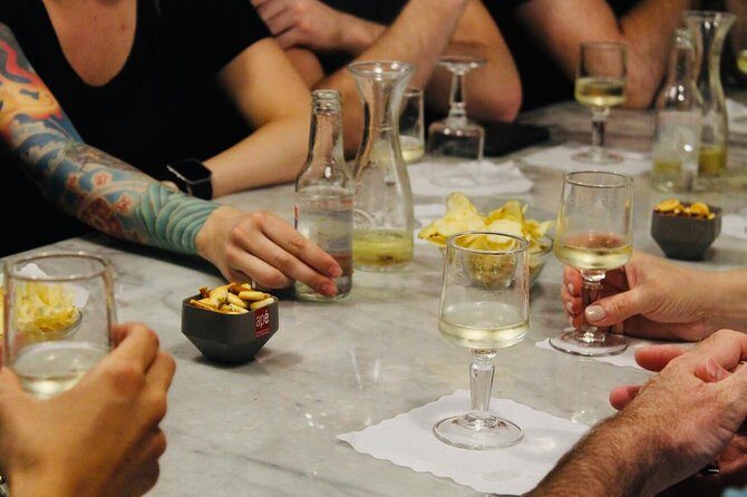 Twilight Local Food, History and Hidden Places - Who Will Love This Tour?