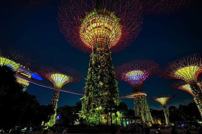 Twilight Magic Singapore River Cruise and 2 Light Show - Key Points