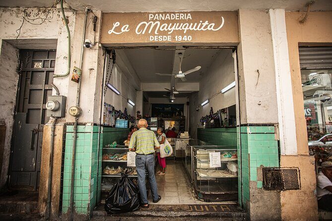 Twilight Tastes Food Tour with 15+ Tastings - The Value Proposition