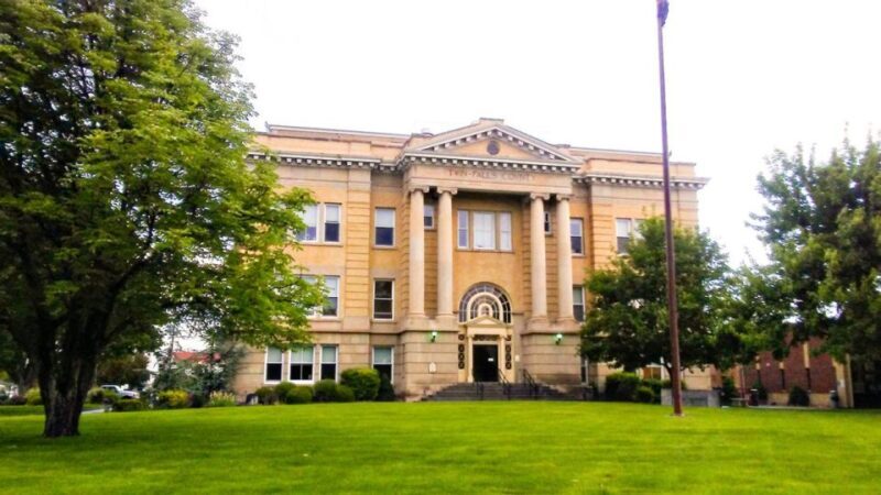Twin Falls: Shoshone Falls & City Tour Half-Day Guided Tour - First Stop: Historic Downtown Twin Falls