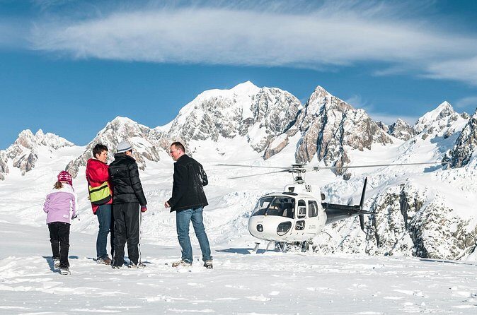 Twin Glacier Franz and Fox, snow landing (allow 30 mins - departing Franz Josef) - The Experience from a Traveler’s Perspective