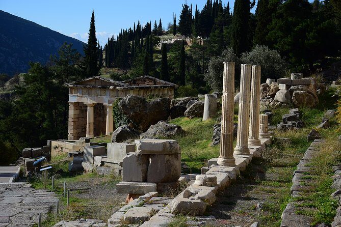 Two day trip from Athens to Delphi and Meteora - Practical Details and Comfort