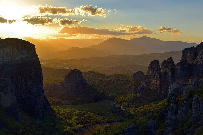 Two day trip from Athens to Delphi and Meteora - The Sum Up