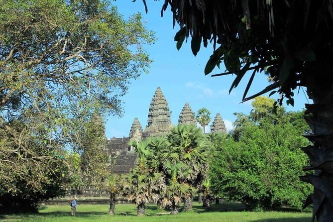 Two Days Angkor Complex, Beng Mealea plus Kampong Phluk Village - An In-Depth Look at the Experience