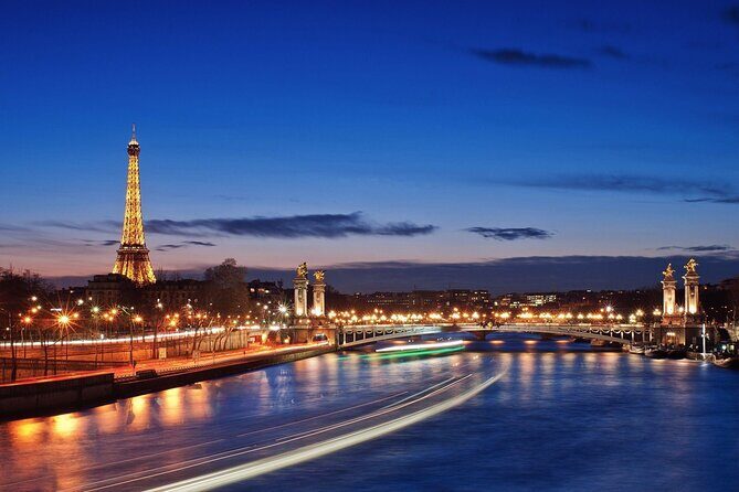 Two-hour Paris Tour including short walk and one hour Seine Cruise - What Really Makes This Tour Stand Out