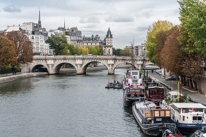 Two-hour Paris Tour including short walk and one hour Seine Cruise - The Sum Up