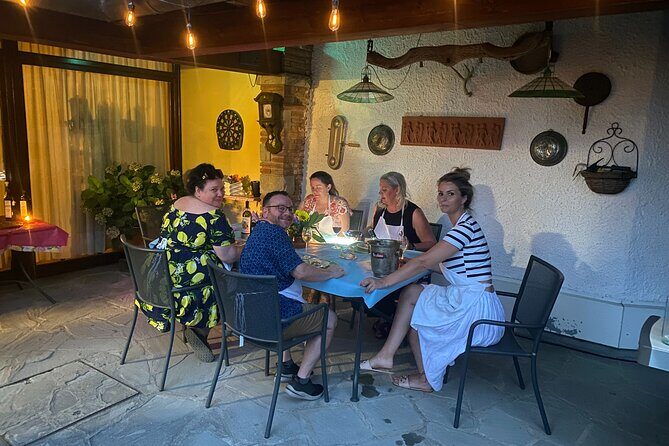 Typical Tuscan family dinner in a Villa near Cortona - FAQs