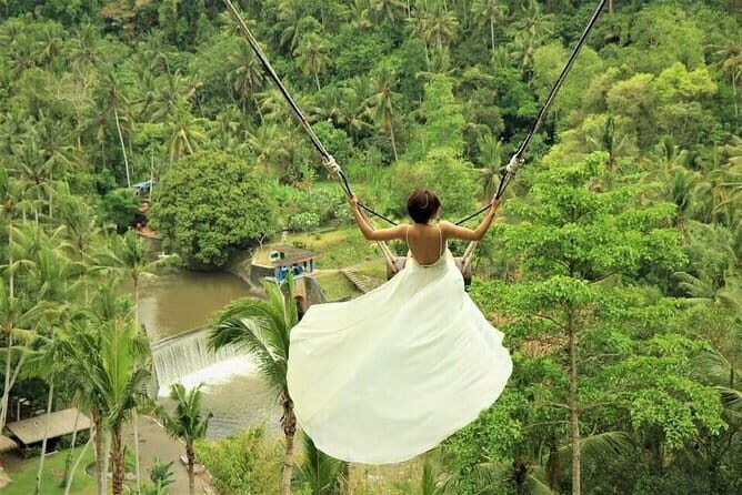 Ubud Tour Water Temple with Jungle Swing - FAQ
