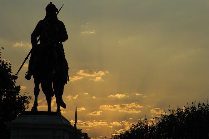 Udaipur Night Walk (2 Hours Guided Walking Tour) - Is It Worth It?