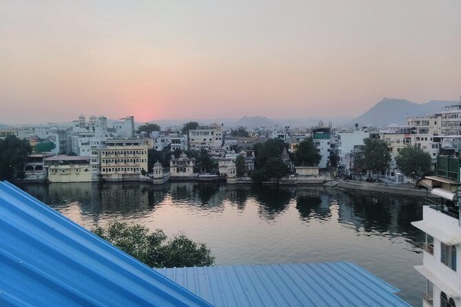 Udaipur Sightseeing Day Tour with Professional Guide - Exploring Udaipur’s Highlights and Hidden Corners