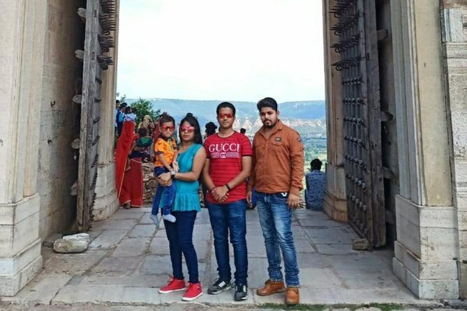 Udaipur Sightseeing Tour By Car With Guide - Practical Details and What to Consider