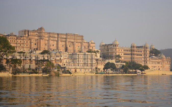Udaipur Sightseeing Tour With Guide - The Itinerary Breakdown: What to Expect