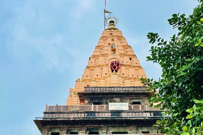 Ujjain and Mahakaleshwar Temple Private Day Tour from Indore - Key Points