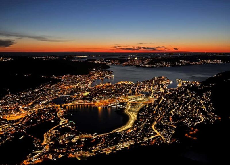 Ulriken Bergen: Enjoy a 5-course dinner with panoramic views - Why This Tour Works
