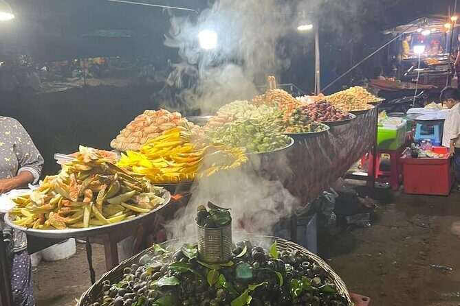 Ultimate Siem Reap Food Tour (10 Locals Tasting with Drinks & Transport) - Guides and Atmosphere