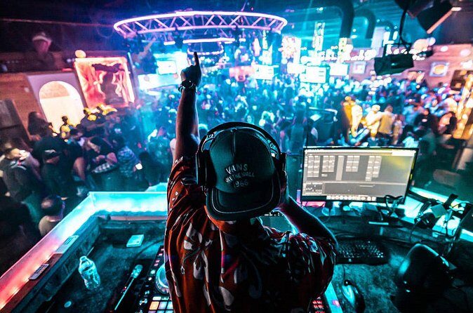 Ultimate South Beach Bar Crawl in Miami - Authentic Miami Vibe: What Makes It Special?