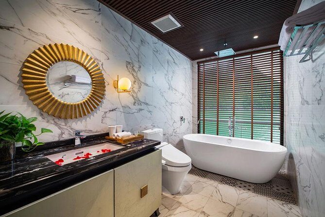 Ultra luxury style-3D/2N amazing activities Halong-Lan Ha- Cat Ba - Key Points