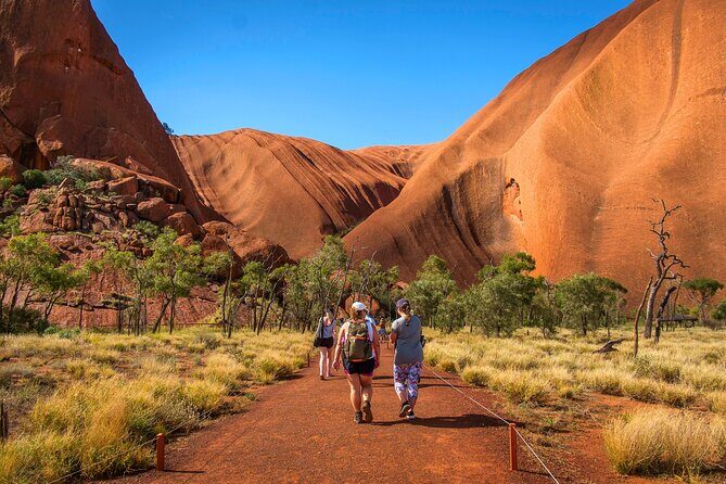 Uluru Overnight Escape from Alice Springs - Transportation and Timing