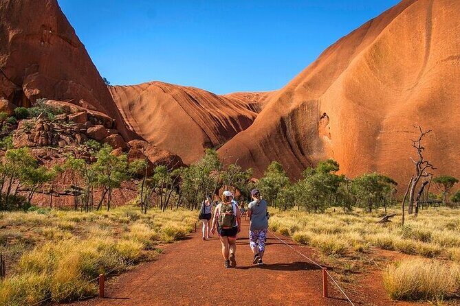 Uluru Overnight Escape from Ayers Rock - A Detailed Breakdown of the Experience