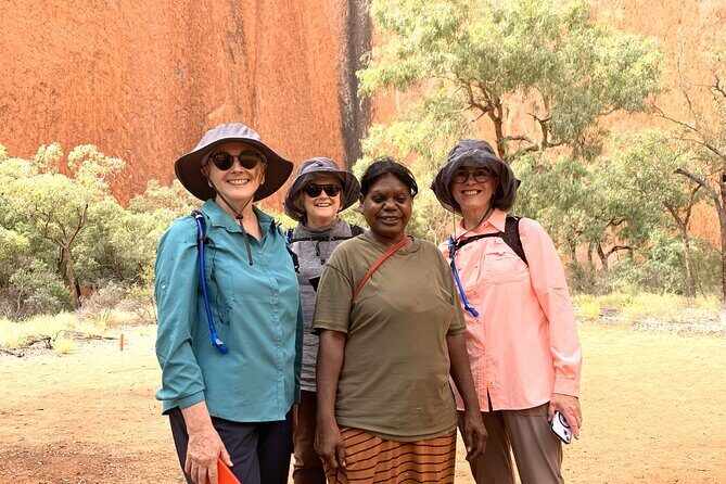 Uluru Private Tour Aboriginal guided option - Key Points