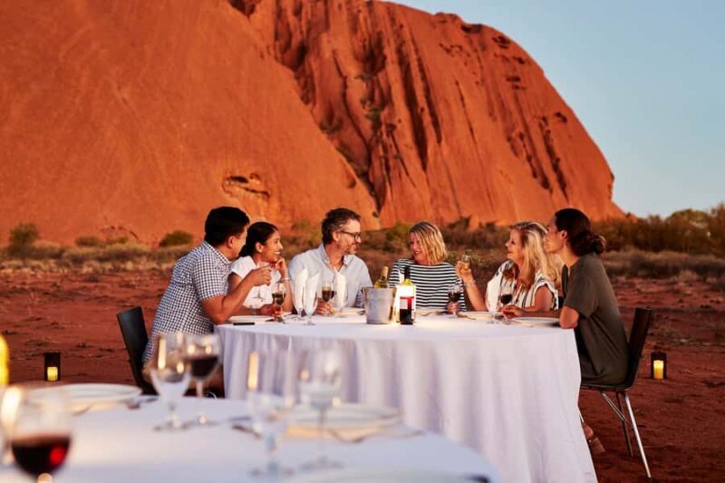 Uluru: Sacred Sites Tour + Sparkling at Sunset & BBQ Dinner - Visiting the Cultural Centre