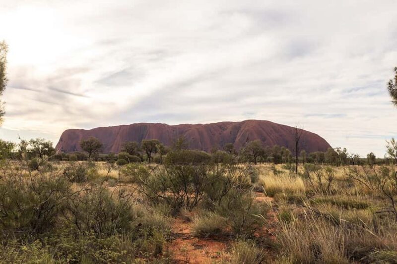 Uluru: Small Group Sunset Tour with Sparkling Wine - Key Points