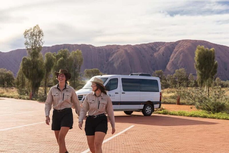 Uluru: Small Group Sunset Tour with Sparkling Wine - An Overview of the Tour