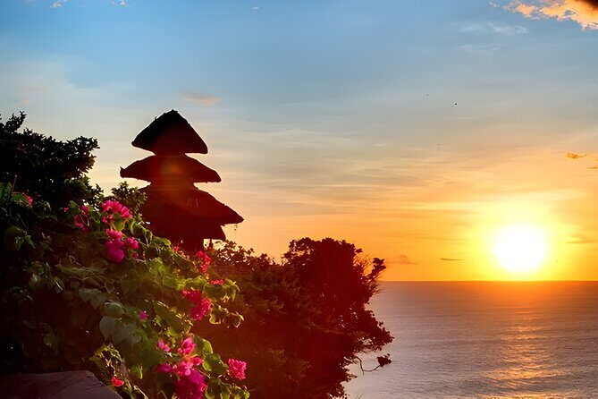 Uluwatu Sunset,Kecak Dance and Diner Seafood In Jimbaran - A Deep Dive into the Itinerary and What Youll Experience