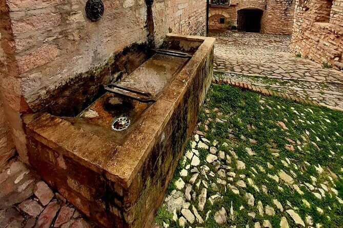 Umbria off the beaten track. Rasiglia, Trevi, Bevagna and Collepino - Collepino: A Hidden Gem on Mt. Subasio