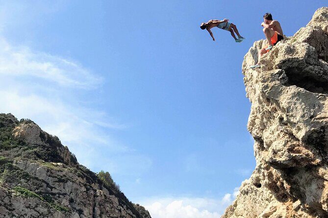 Uncharted Marine Reserve Cave, Snorkel & Cliff Jumping Kayak Tour - Key Points
