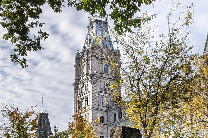 Uncover Old Quebec: Fun Walking Tour of the City with Local Guide - The Sum Up
