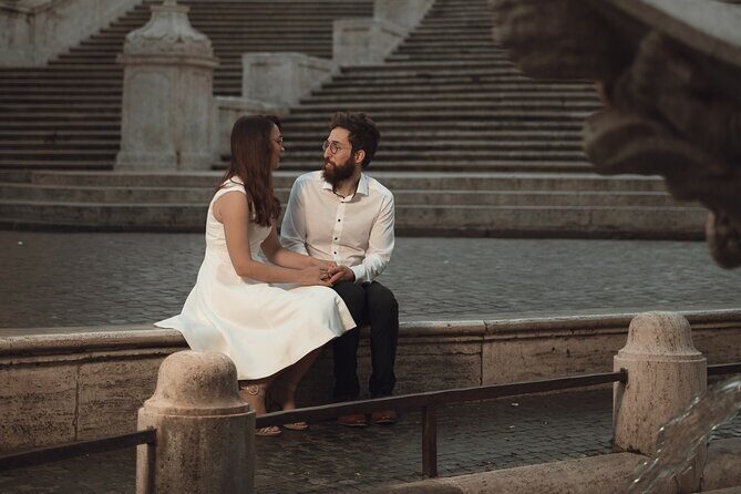 Uncrowded pictures. Just you and the Ethernal City! - The Sum Up